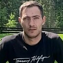 Давит, 26 лет