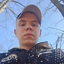 Максим, 22 года