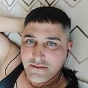 Русо, 42 года