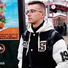 Фотография мужчины Игорь, 19 лет из г. Серпухов