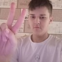 Саша, 19 лет