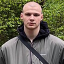 Viktor, 21 год