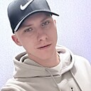 Максим, 23 года