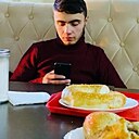 Максим, 21 год
