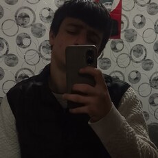 Фотография мужчины Равил, 18 лет из г. Зерноград