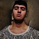 Мухаммад, 18 лет