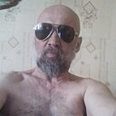 Make, 41 год