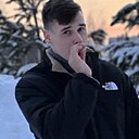 Максим, 22 года