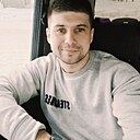 Volvan, 33 года