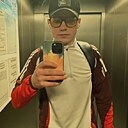 Денис, 22 года