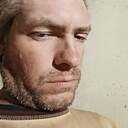 Ден, 42 года