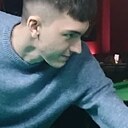 Максим, 24 года