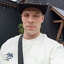 Роман, 33 года