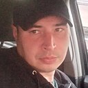 Ден, 33 года