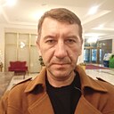 Саша, 42 года