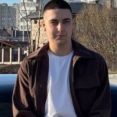 Фотография мужчины Алексей, 20 лет из г. Губкин