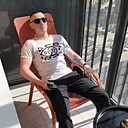 Денис, 33 года