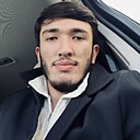 Abubakir, 22 года