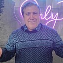 Олег, 52 года