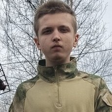 Фотография мужчины Ярослав, 18 лет из г. Екатеринбург