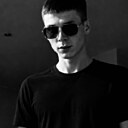 Денис, 24 года