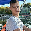 Валера, 27 лет