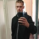 Валера, 44 года