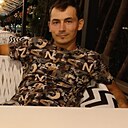 Biskviks, 29 лет