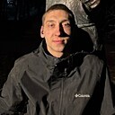 Денис, 23 года