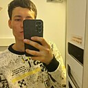 Акбар, 23 года