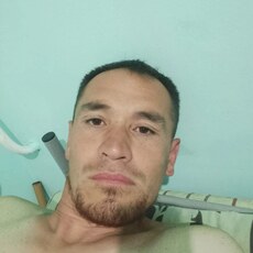 Фотография мужчины Сухроб, 35 лет из г. Иркутск