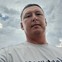Сухроб, 34 года