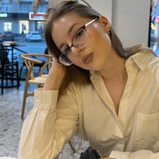 Фотография девушки Юлия, 21 год из г. Омск