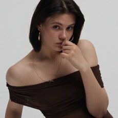 Фотография девушки Арина, 18 лет из г. Воронеж