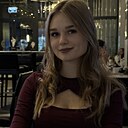 Полина, 22 года