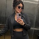 Zаra, 42 года