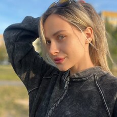 Фотография девушки Алёна, 30 лет из г. Санкт-Петербург