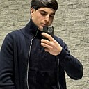 Гехам, 22 года