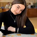 Полина, 23 года