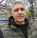 Денис, 32 года