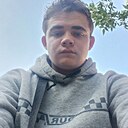 Денис, 22 года