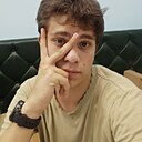 Михаил, 22 года