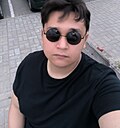 Артур, 28 лет