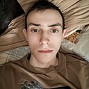 Максим, 22 года