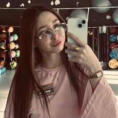 Фотография девушки Ангелина, 18 лет из г. Ижевск