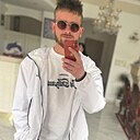 Саша, 29 лет