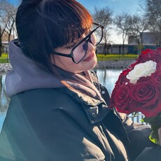 Фотография девушки Ангелина, 18 лет из г. Саратов