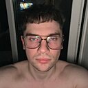 Максим, 23 года