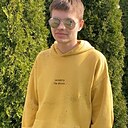 Станислав, 18 лет