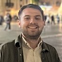 Макс, 24 года